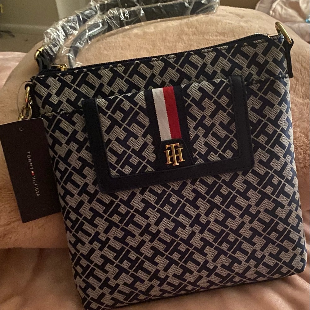 Tommy Hilfinger Purse